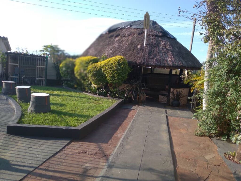 6 Bedroomed apartment - Group Accomodation