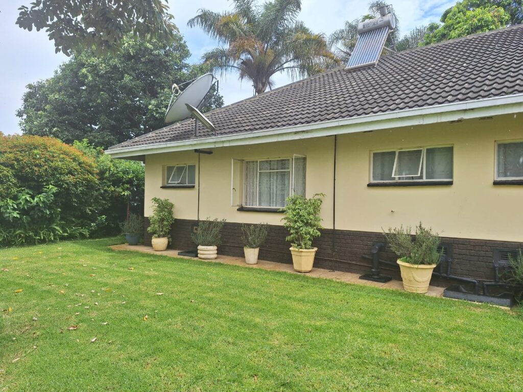 6 Bedroomed apartment - Group Accomodation