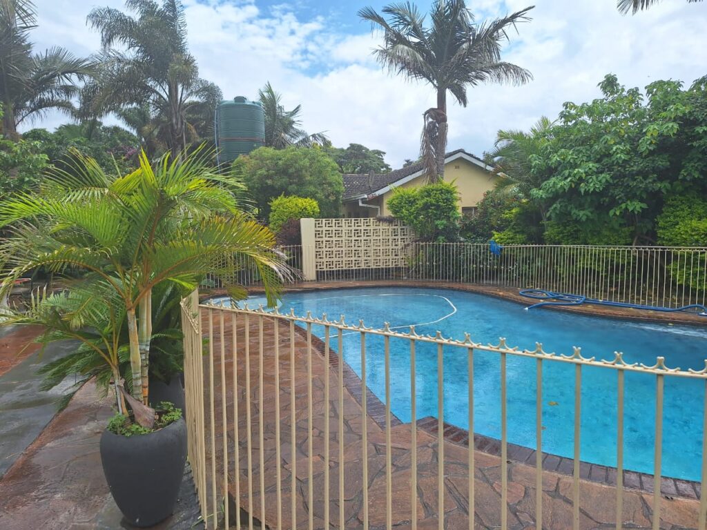 6 Bedroomed apartment - Group Accomodation
