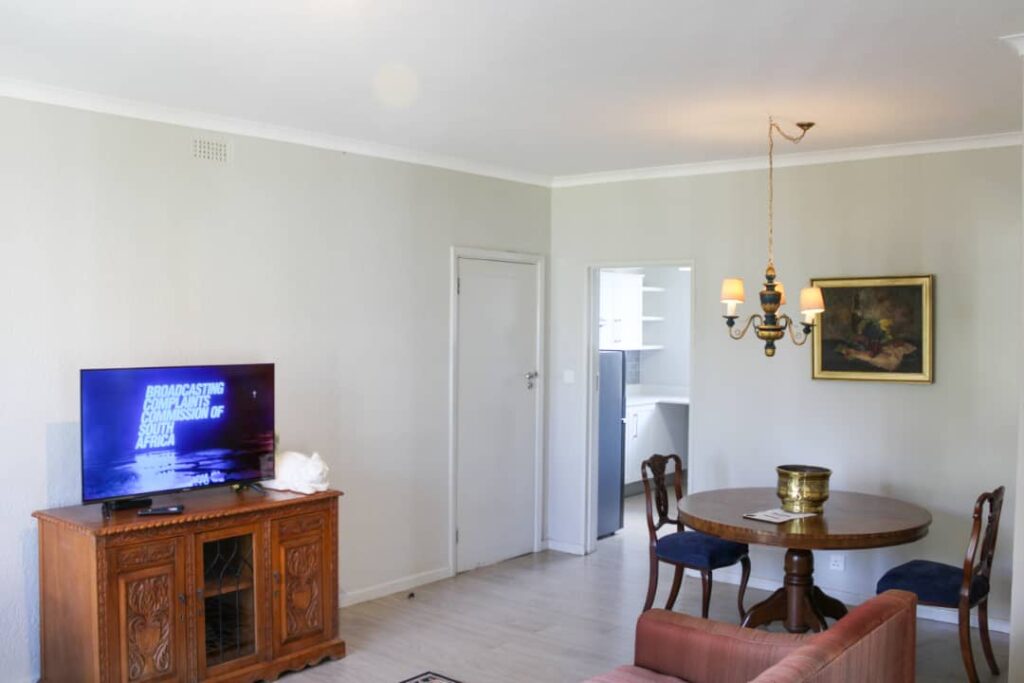 British Theme Premium Apartment at St Tropez