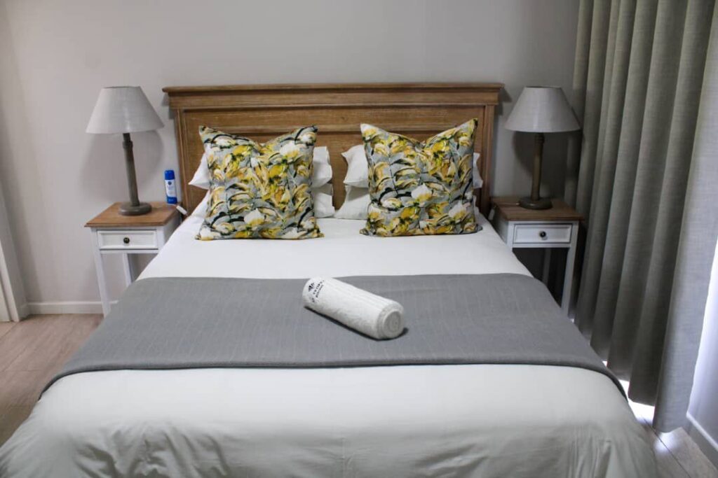 St Tropez Executive 1-Bed Apartment