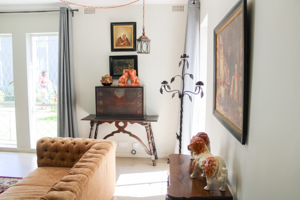 Chinese Theme Premium Apartment at St Tropez