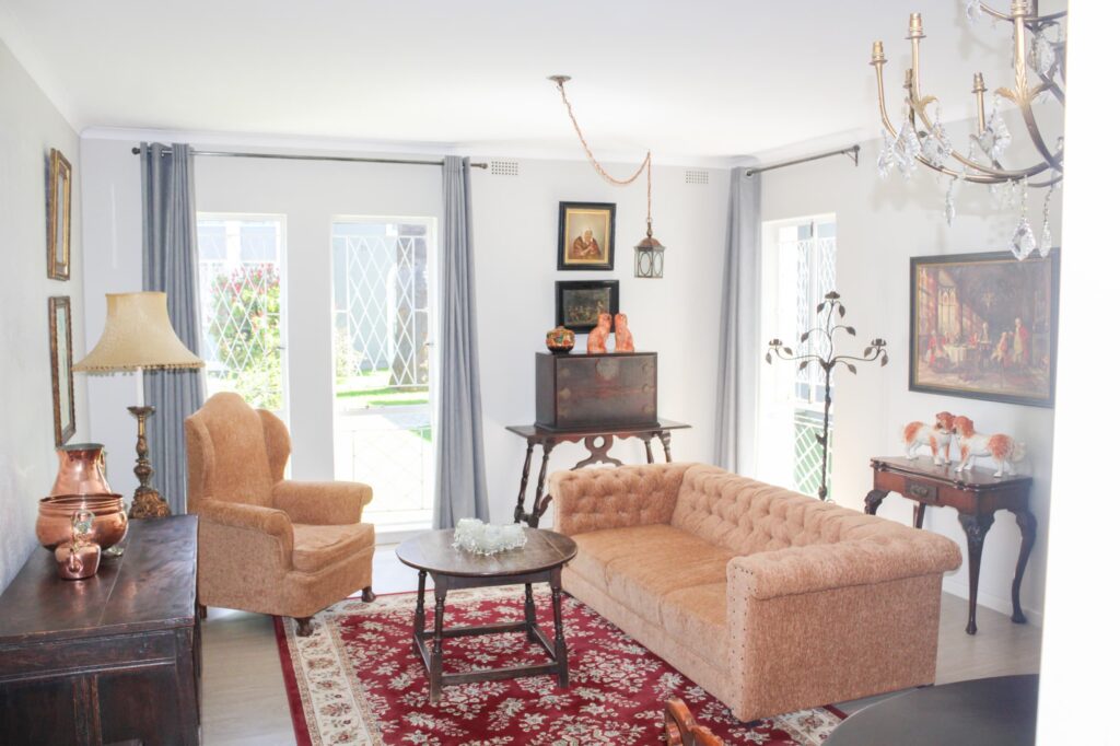 Chinese Theme Premium Apartment at St Tropez