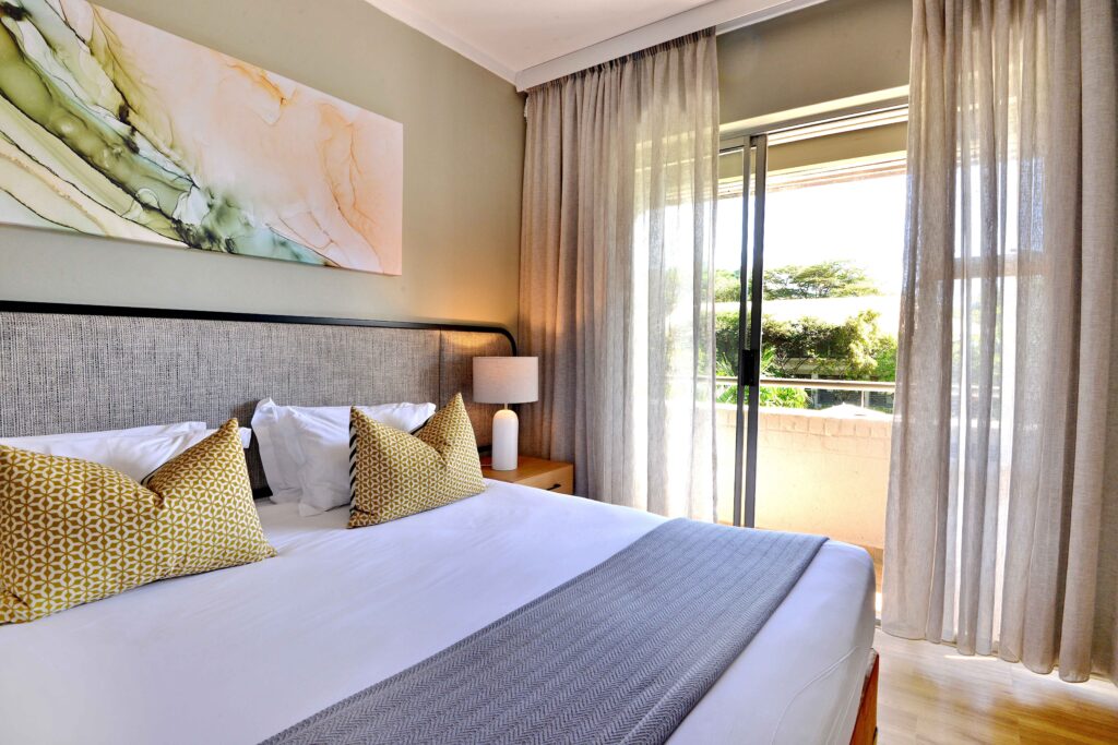 Cresta Lodge Harare -DELUXE CONVERTED (bed &breakfast single)