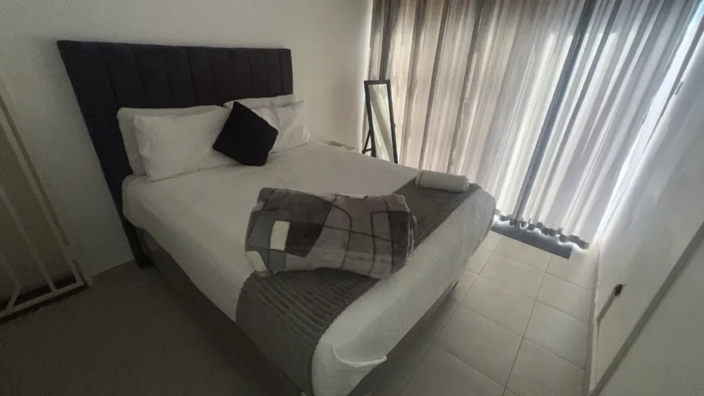 Joburg (Westlea Guesthouse)
