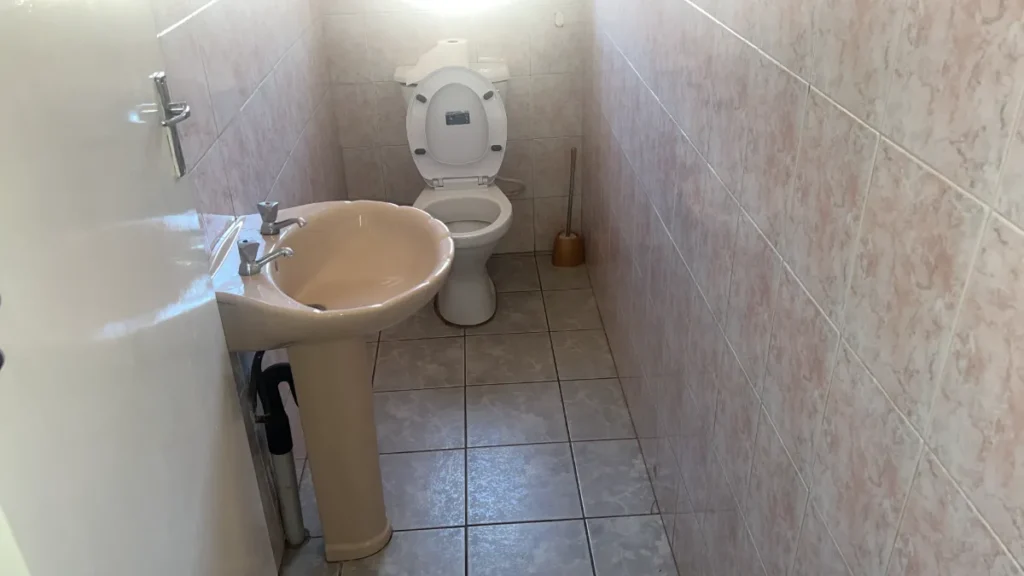 Dubai (Westlea Guesthouse)