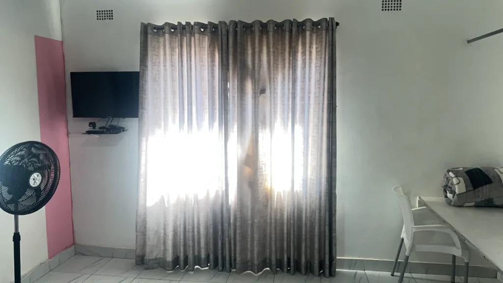 Paris (Westles Guesthouse)