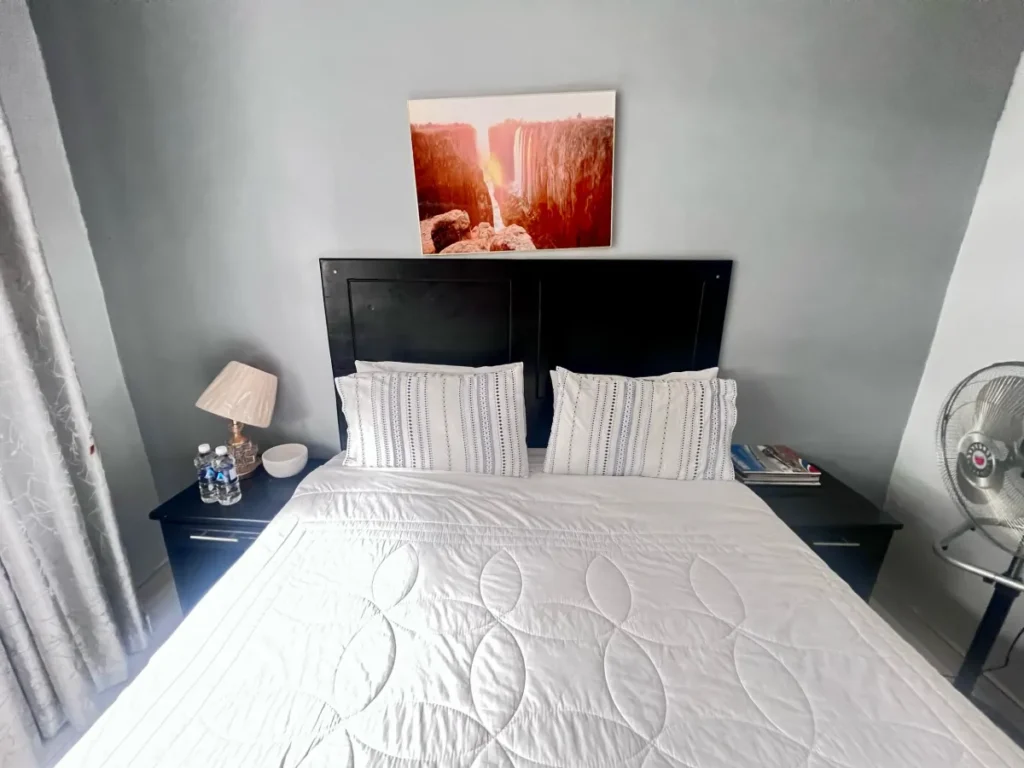 Warthog Guesthouse Standard Room Two