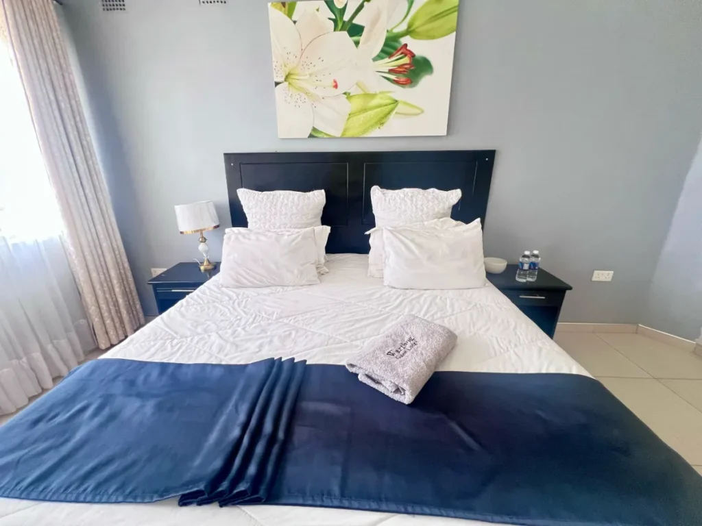 Warthog Guesthouse Ensuite Room Three