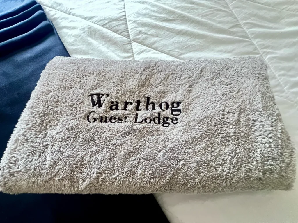Warthog Guesthouse Ensuite Room Three