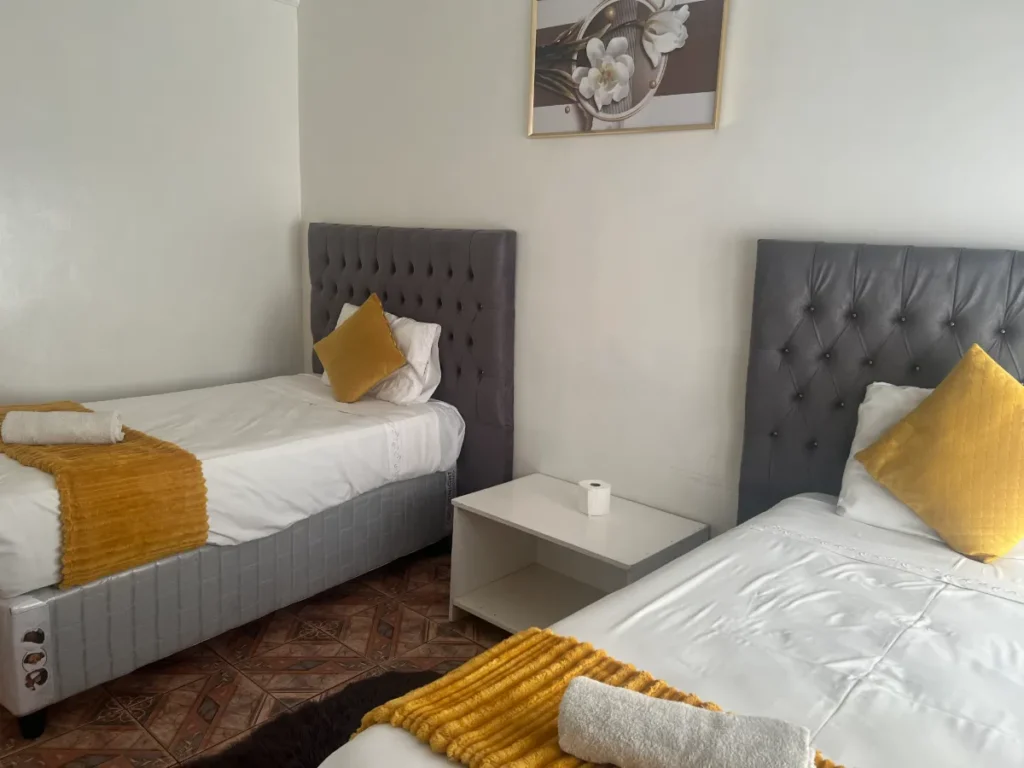 Dubai (Westlea Guesthouse)