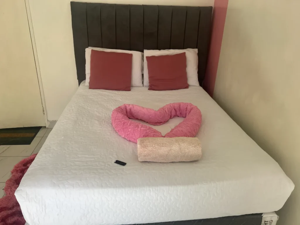 Paris (Westles Guesthouse)