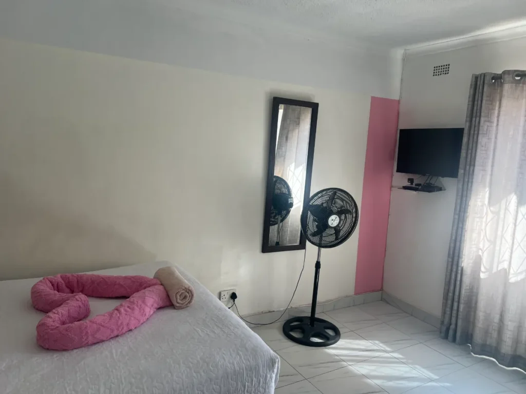 Paris (Westles Guesthouse)