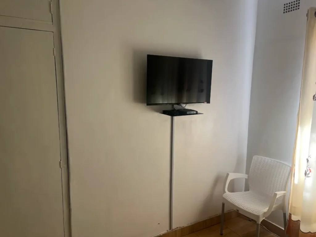 Zurich (Westlea Guesthouse)