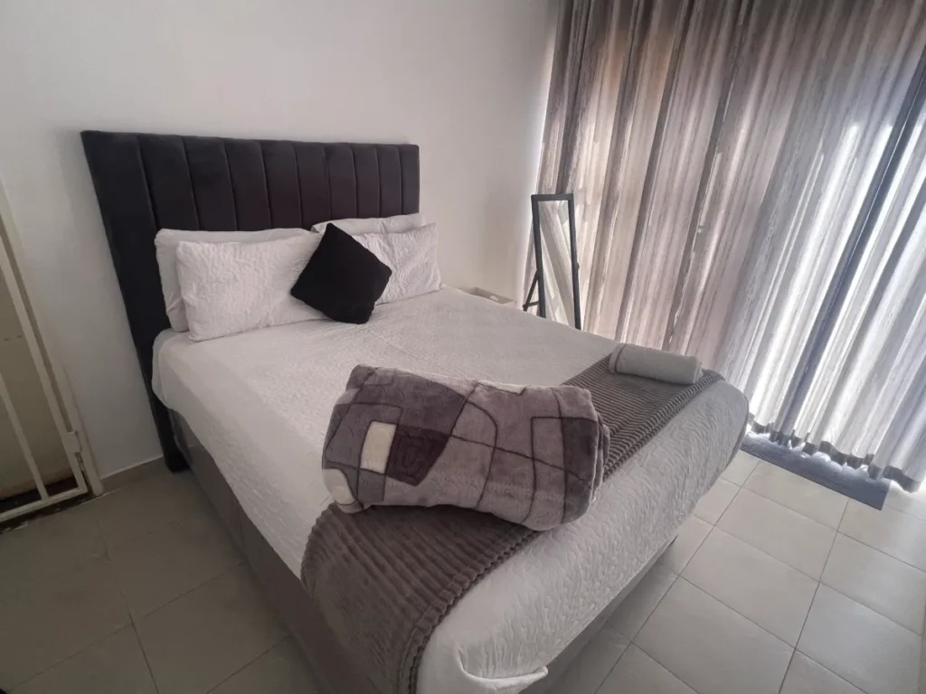 Joburg (Westlea Guesthouse)