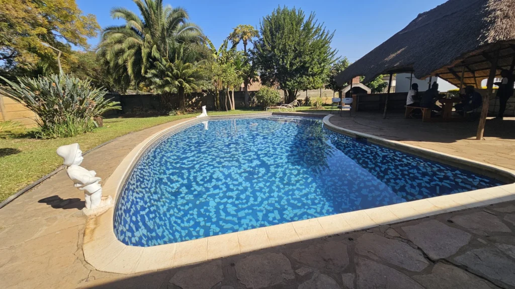 Hungwe Single Room (Mukuvisi Manor)