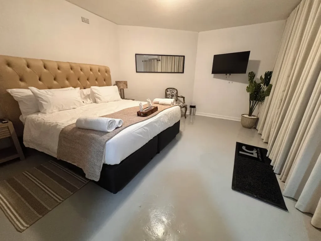 Luxury Standard Room – Garden View